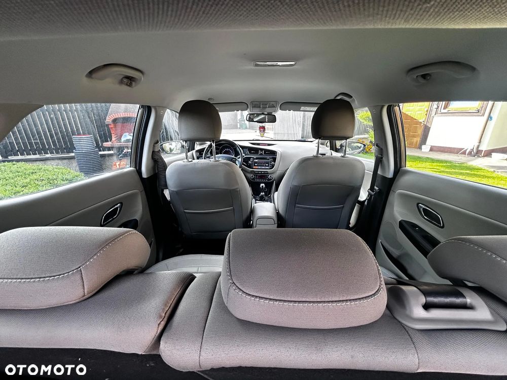 Kia Ceed - 7
