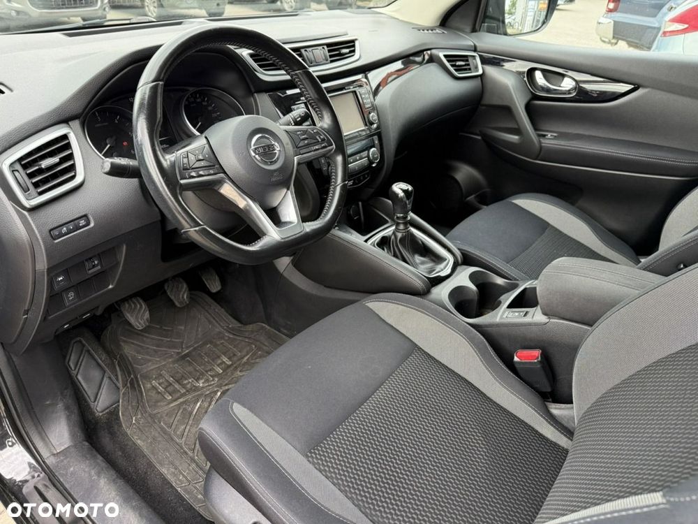 Nissan Qashqai 1.5 dCi Visia - 20
