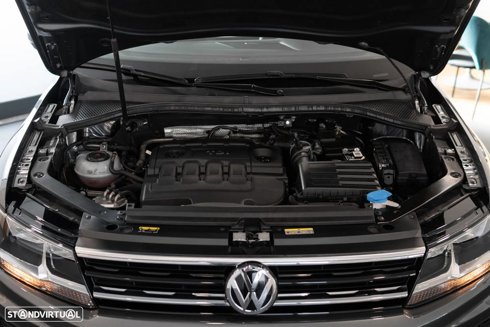 VW Tiguan 2.0 TDI Confortline - 12