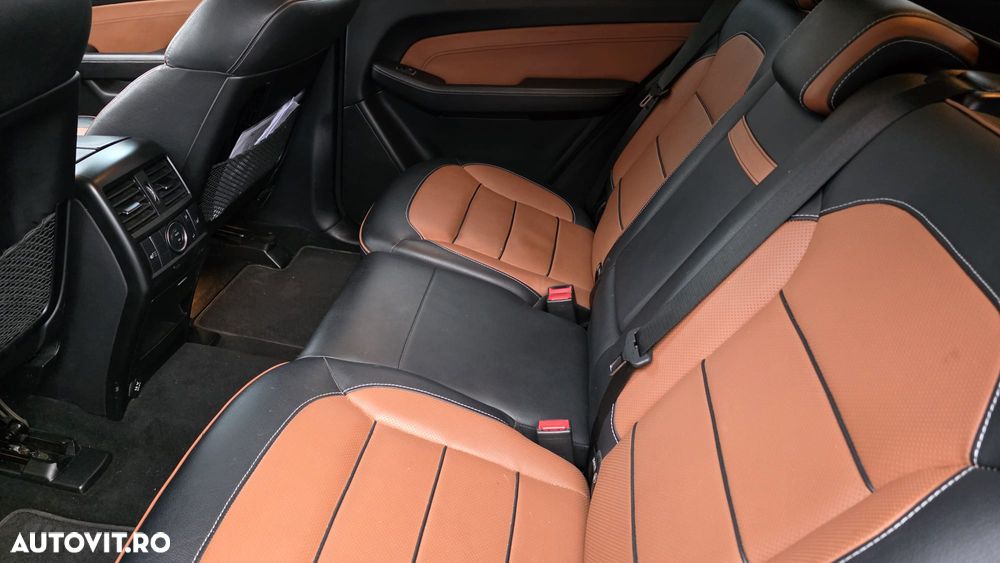 Mercedes-Benz ML 350 BlueTec 4MATIC Aut - 10