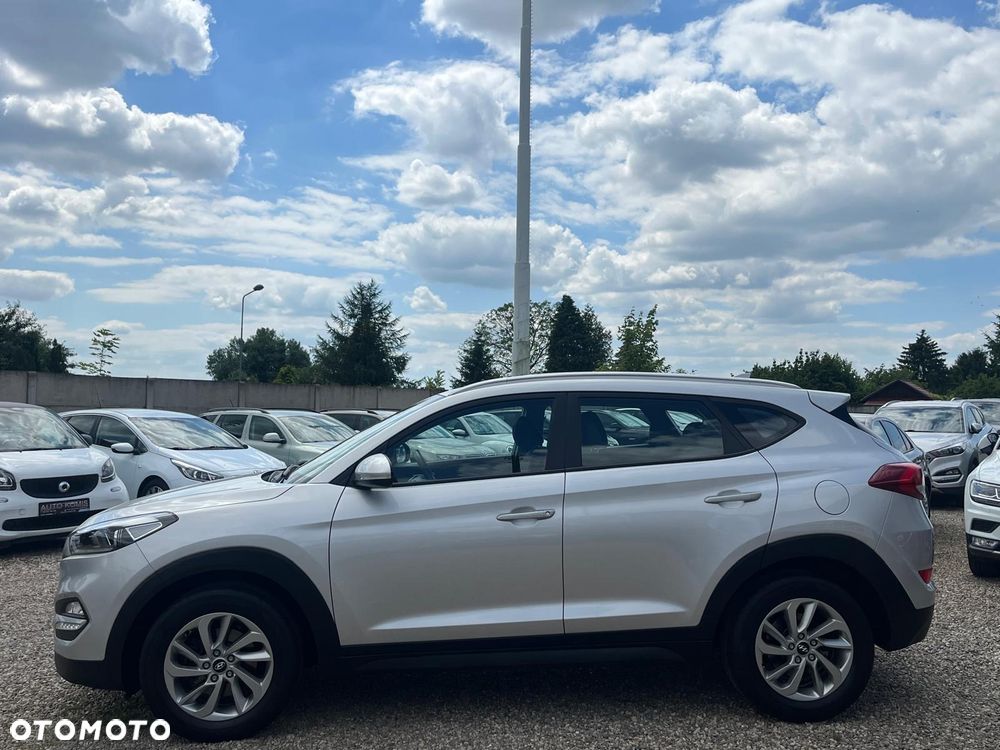 Hyundai Tucson 1.7 CRDI BlueDrive Comfort 2WD DCT - 19