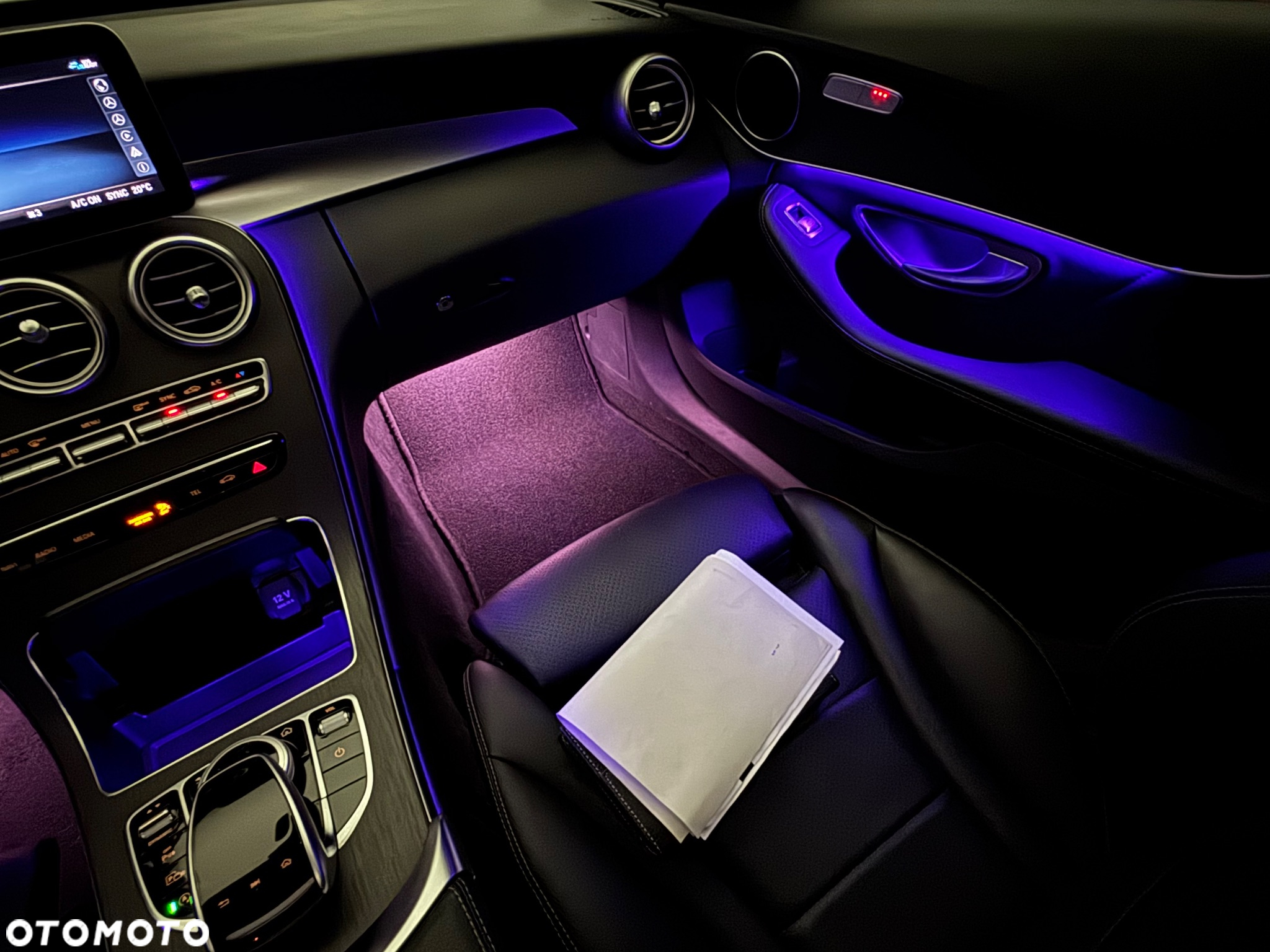 Mercedes-Benz Klasa C 220 d T 9G-TRONIC AMG Line - 11