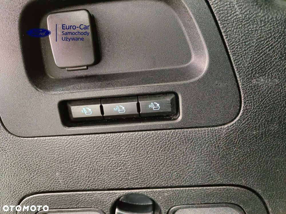Ford S-Max 2.5 Duratec FHEV TITANIUM - 10