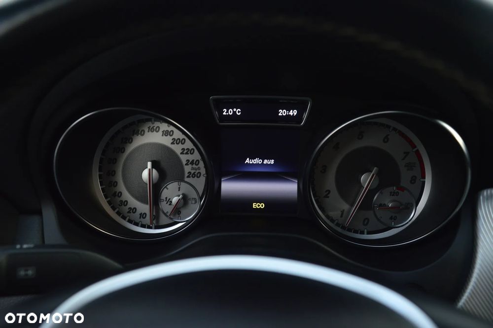 Mercedes-Benz CLA - 26