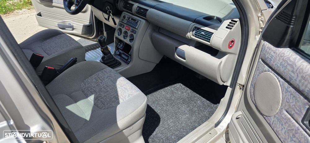Land Rover Freelander 2.0 di - 7
