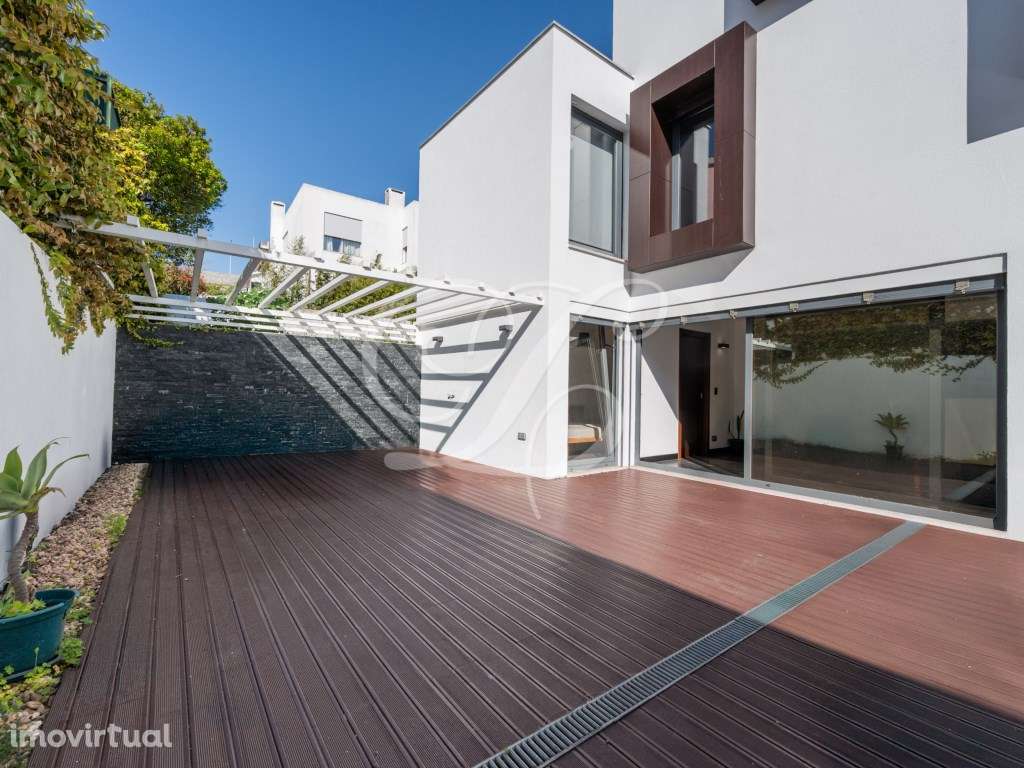 Moradia T4+1 | Oeiras - Grande imagem: 2/42