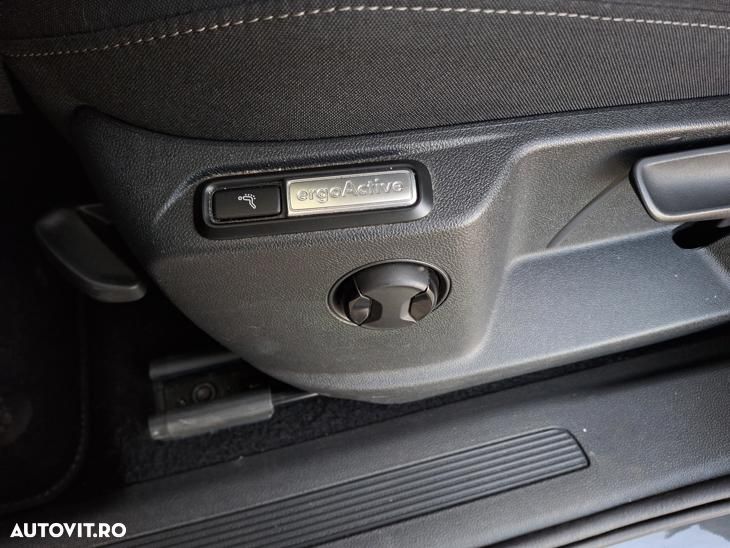 Volkswagen Tiguan - 27