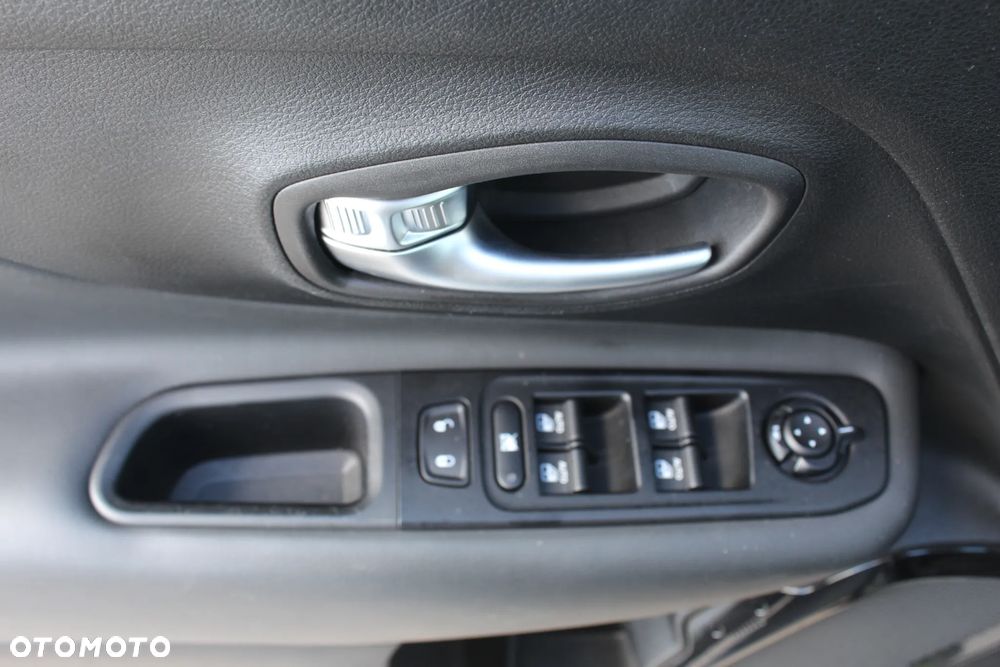 Jeep Renegade 1.0 T-GDI Night Eagle - 22
