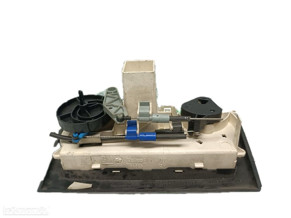 Comando / Botão De Sofagem / Climatronic Opel Vectra B (J96) - 3