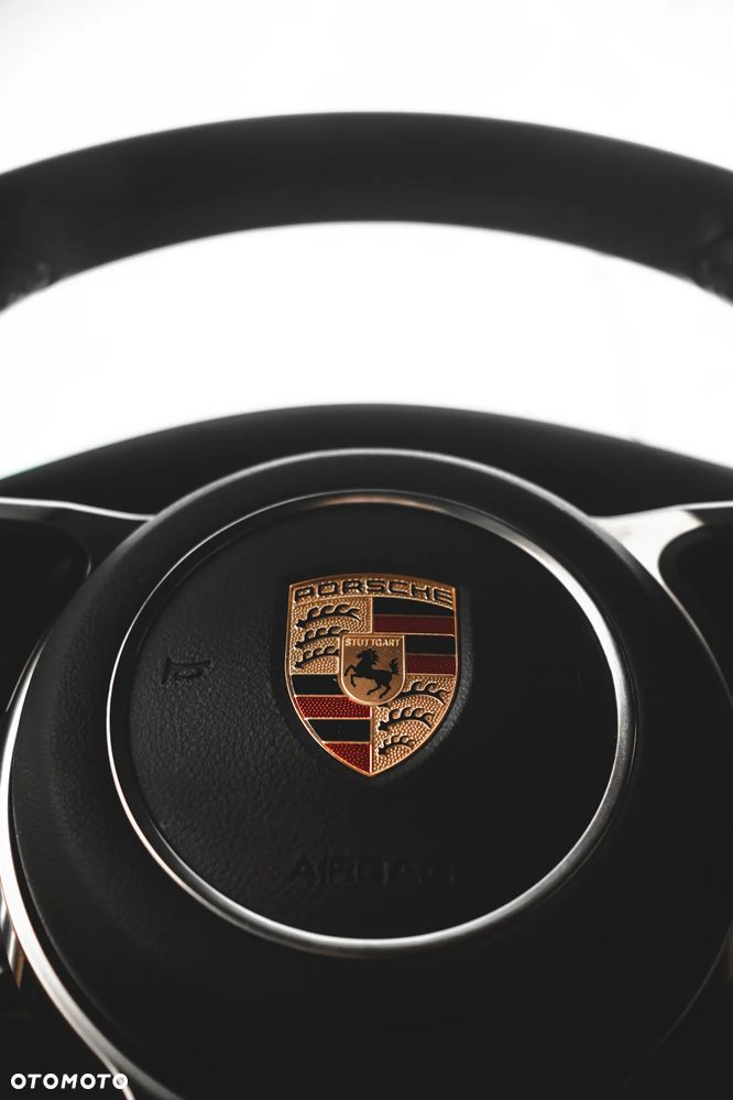 Porsche Panamera 4S - 6