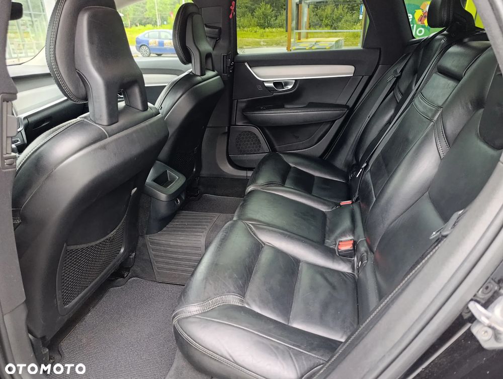 Volvo V90 Cross Country D5 AWD - 22