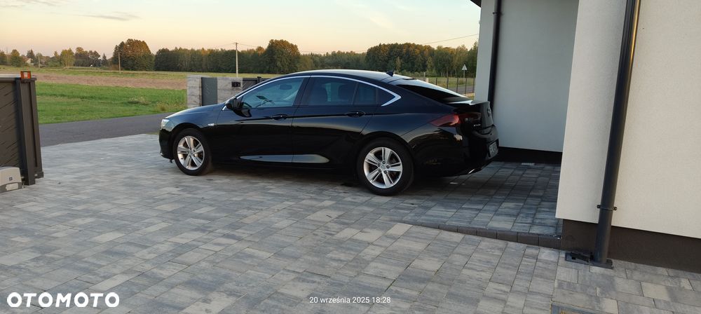 Opel Insignia 2.0 T Elegance S&S - 5