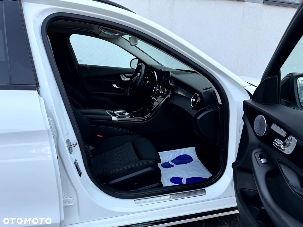 Mercedes-Benz Klasa C 220 d 9G-TRONIC Avantgarde - 20