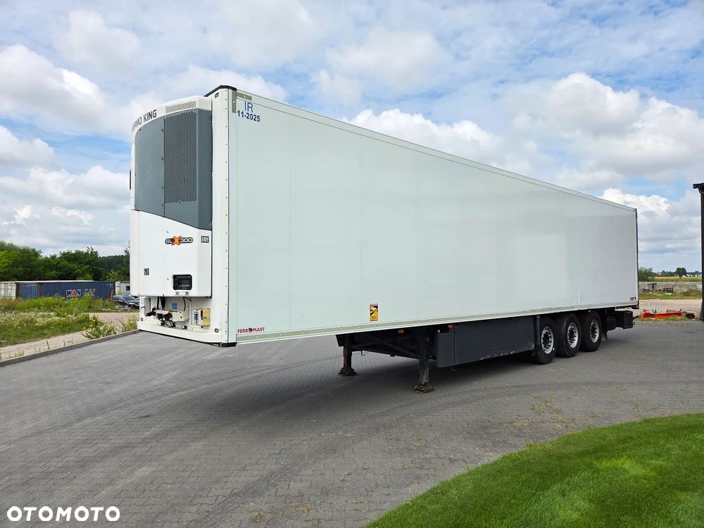 Schmitz Cargobull SKO 24 - 1