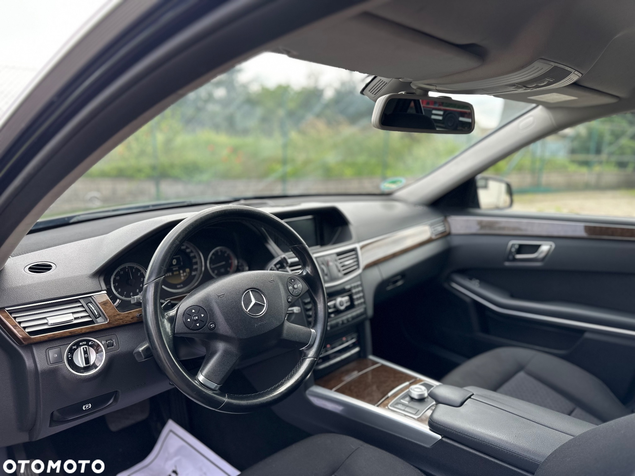 Mercedes-Benz Klasa E 220 BlueTEC 7G-TRONIC Avantgarde - 16
