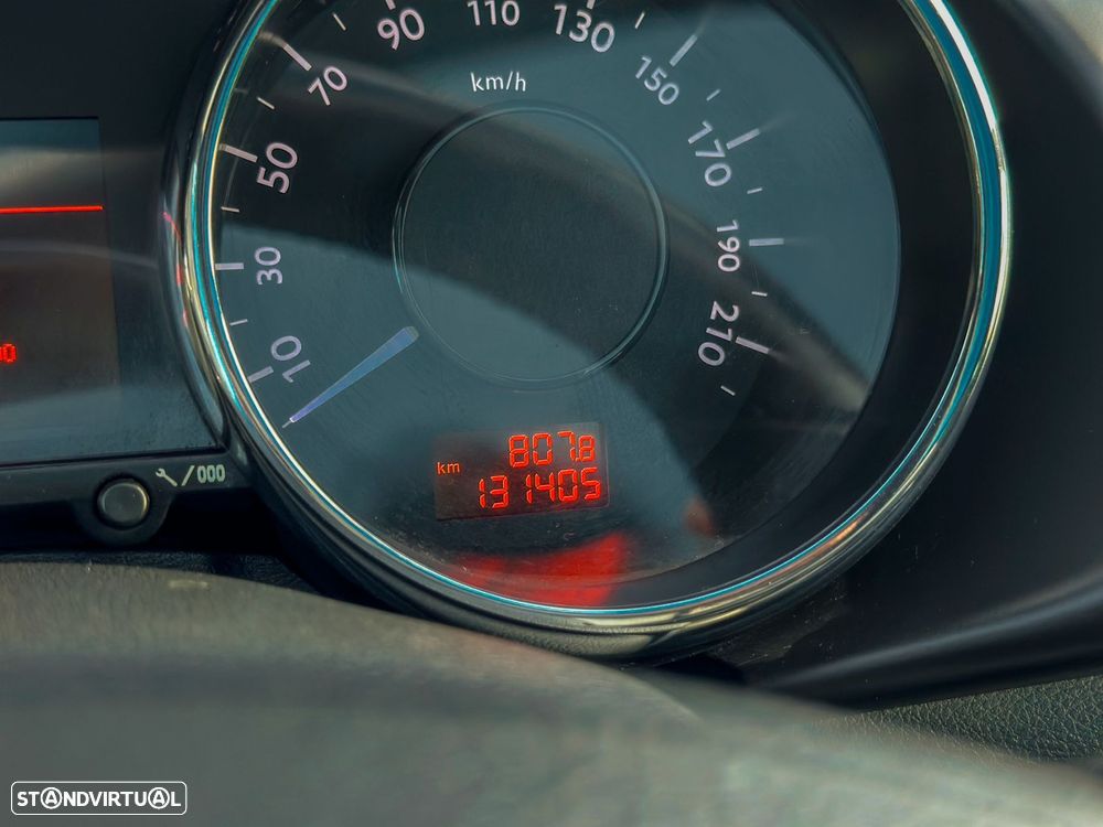 Peugeot 3008 1.6 HDi Executive - 17