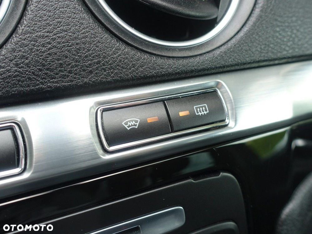 Ford S-Max 1.6 TDCi DPF Trend - 27