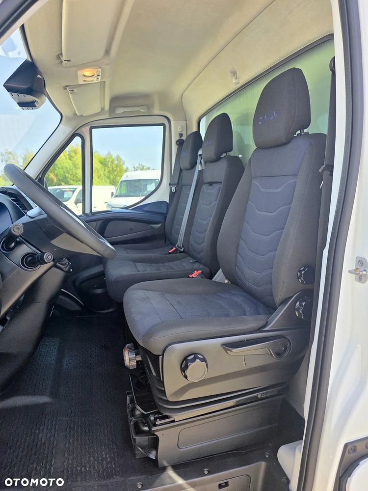 Iveco IVECO 35-160 2.3 HPI 160 KONNY KONTENER 4.2 M WINDA KLIMA WEBASTO 8 BIEGOWY HIMATIC - 11