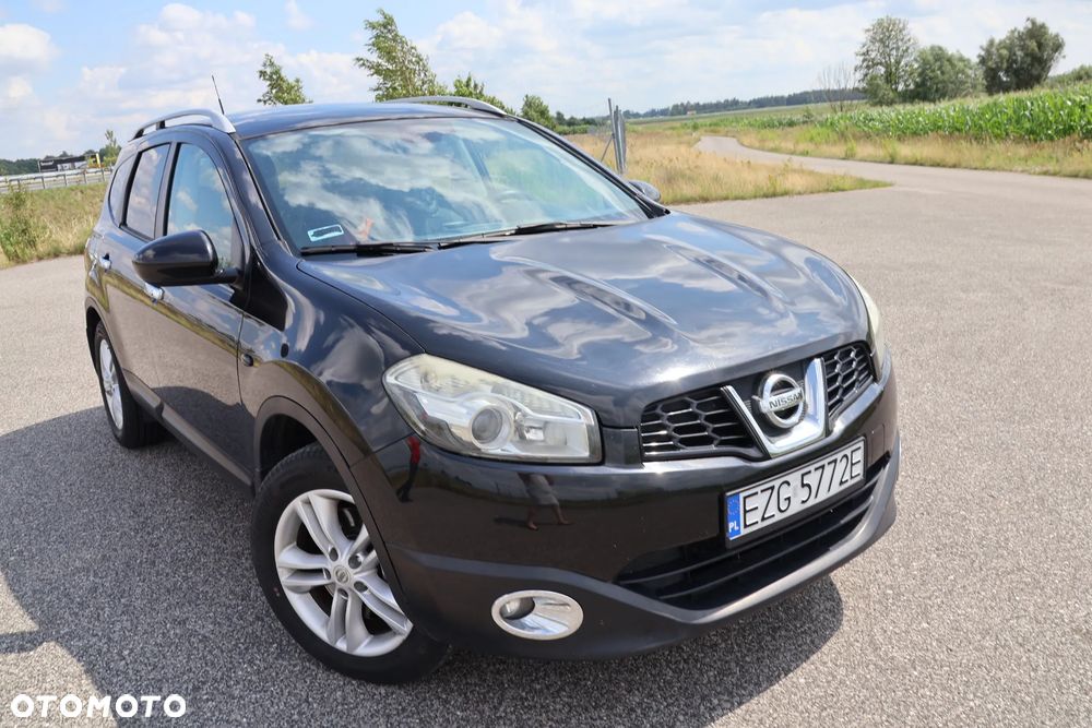 Nissan Qashqai+2 2.0 4x4 Tekna - 2
