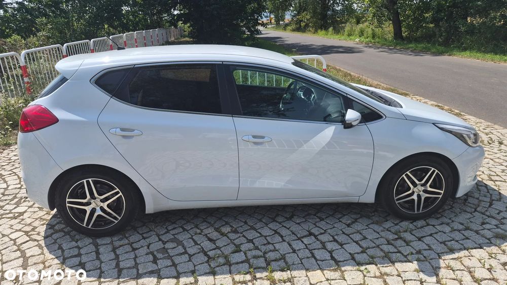 Kia Ceed 1.6 CRDi M - 5