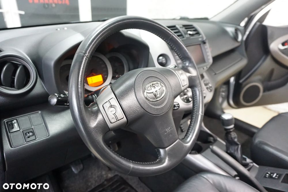 Toyota RAV4 2.2 D-CAT 4x4 Sol - 18
