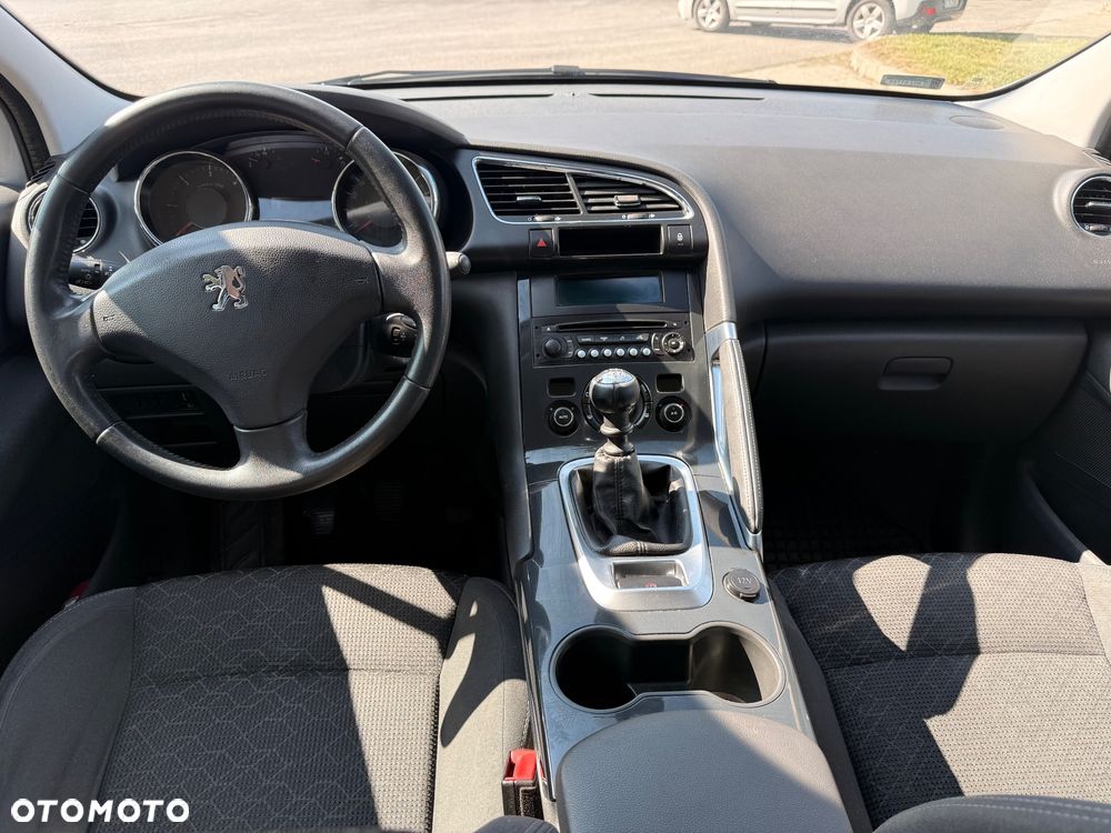 Peugeot 3008 HDi 115 Access - 11
