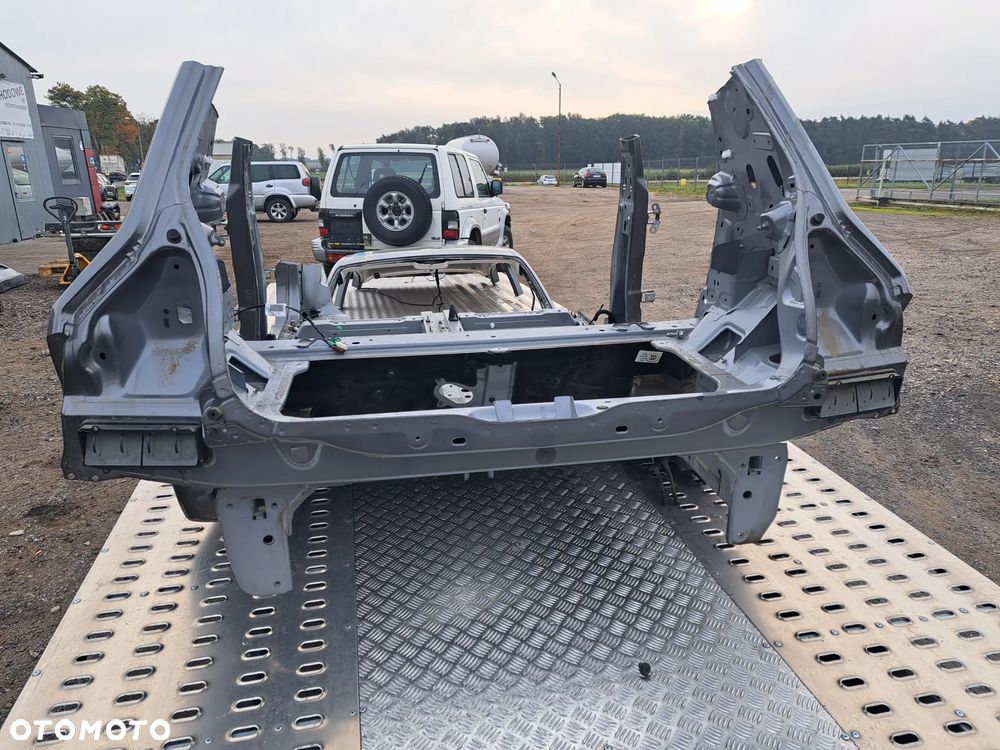 PAS TYŁ WANNA RENAULT TWINGO III ELEKTRYK - 1