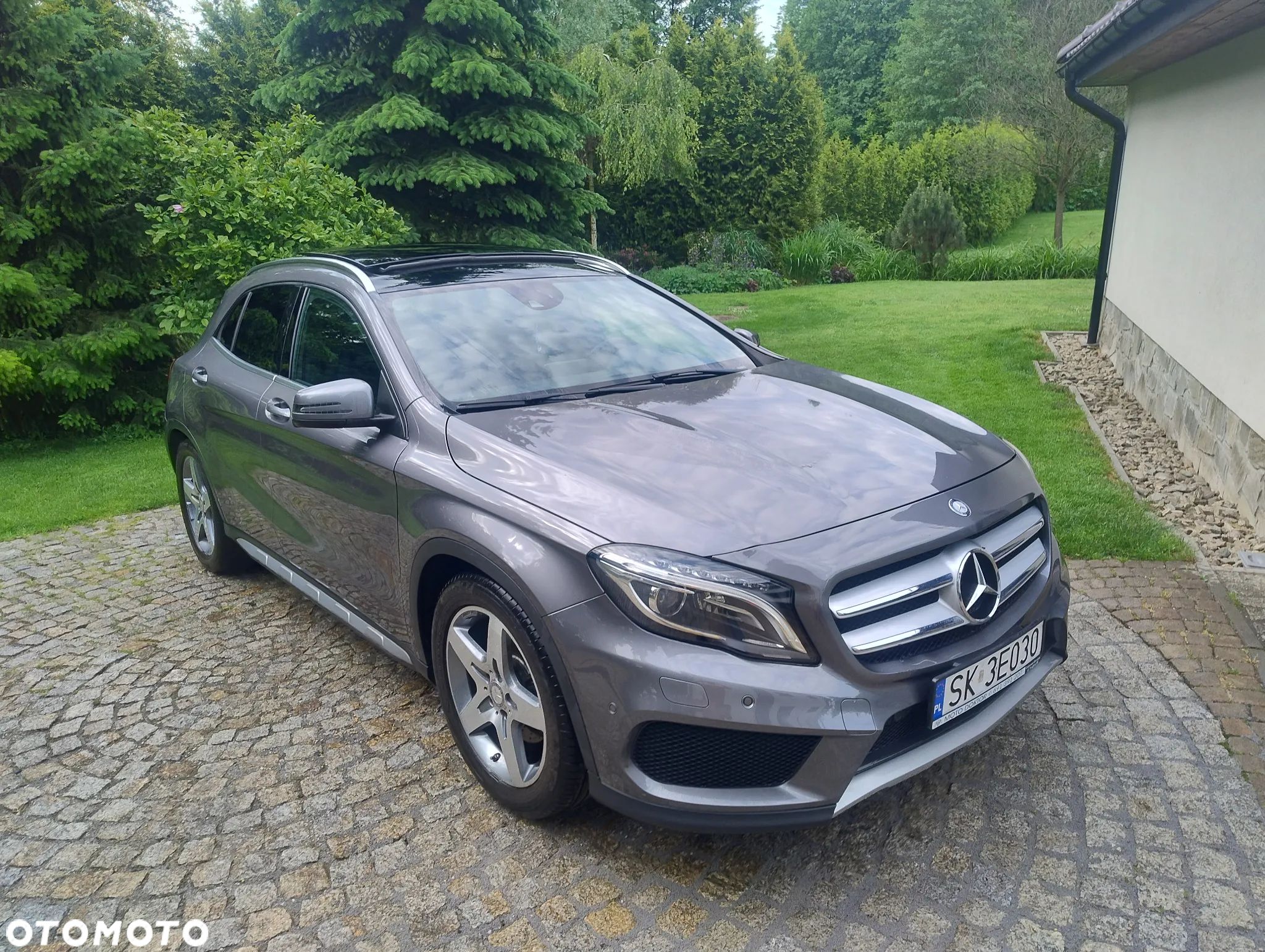 Mercedes-Benz GLA 220 d 4-Matic AMG Line - 1