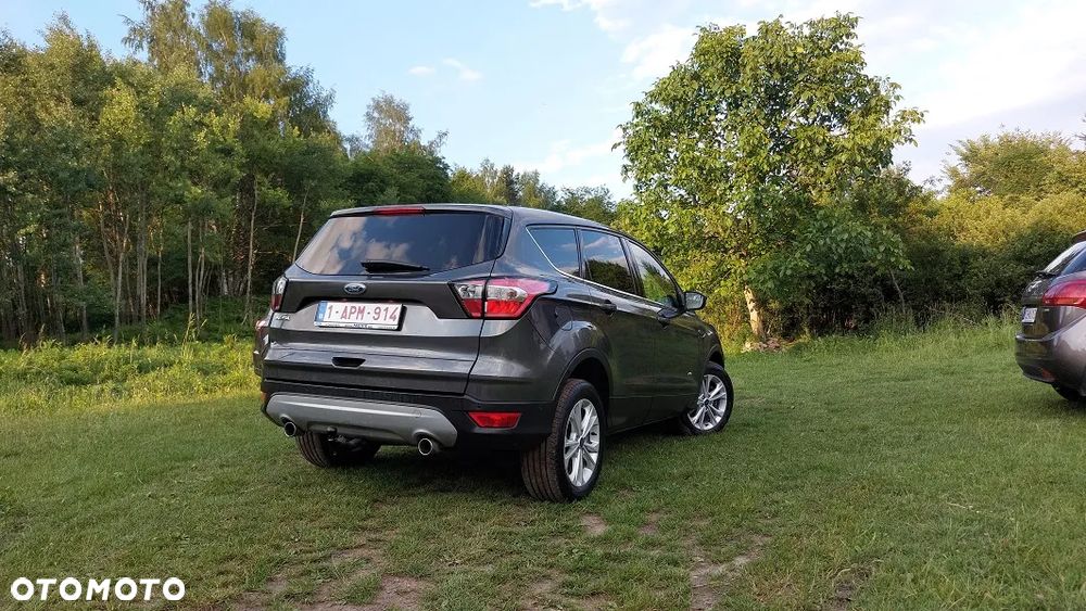 Ford Kuga 2.0 TDCi 4WD Titanium - 4