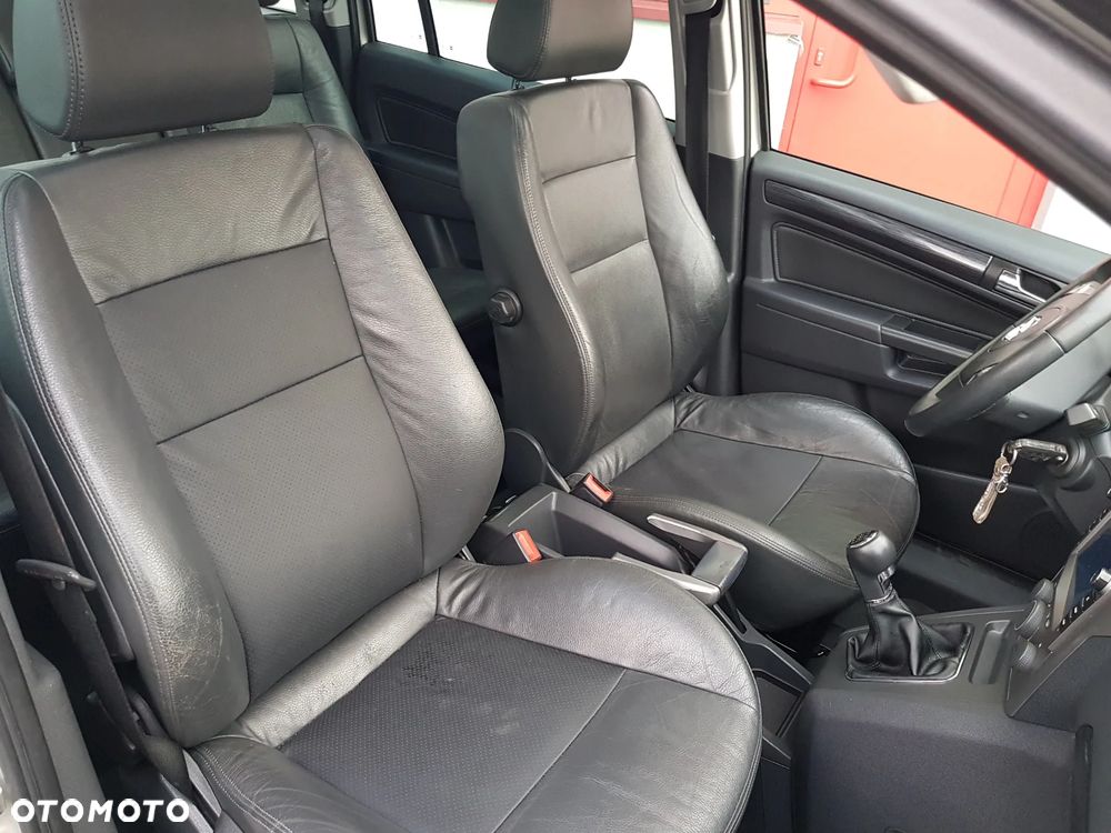 Opel Zafira 2.2 Cosmo - 21
