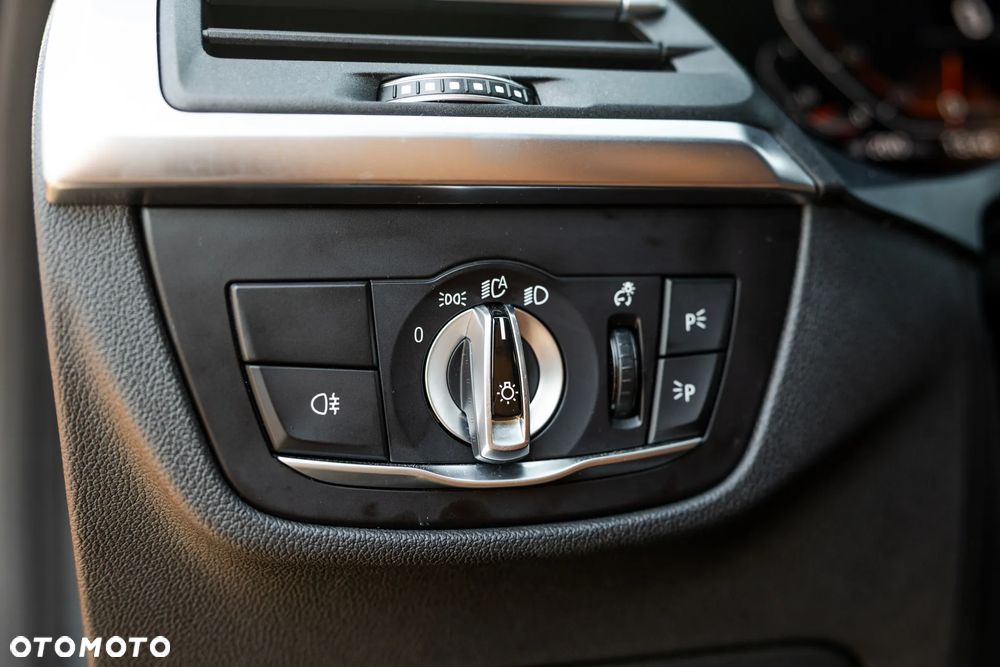 BMW X3 xDrive30i - 25