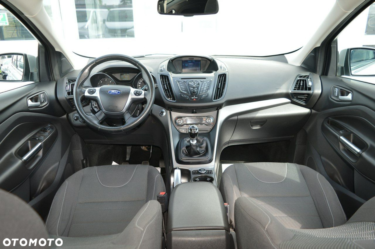 Ford Kuga - 19