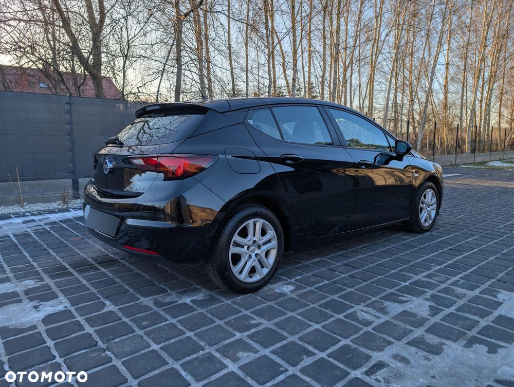 Opel Astra 1.4 T Enjoy S&S - 9