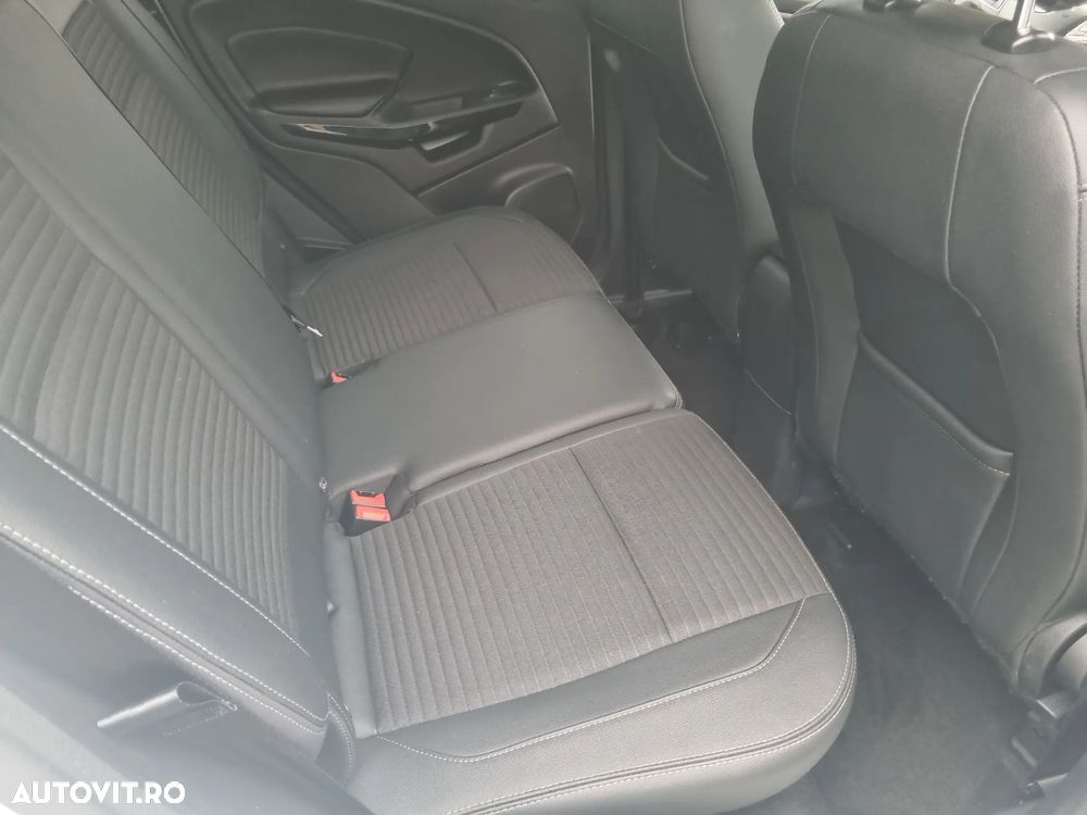 Ford EcoSport - 13