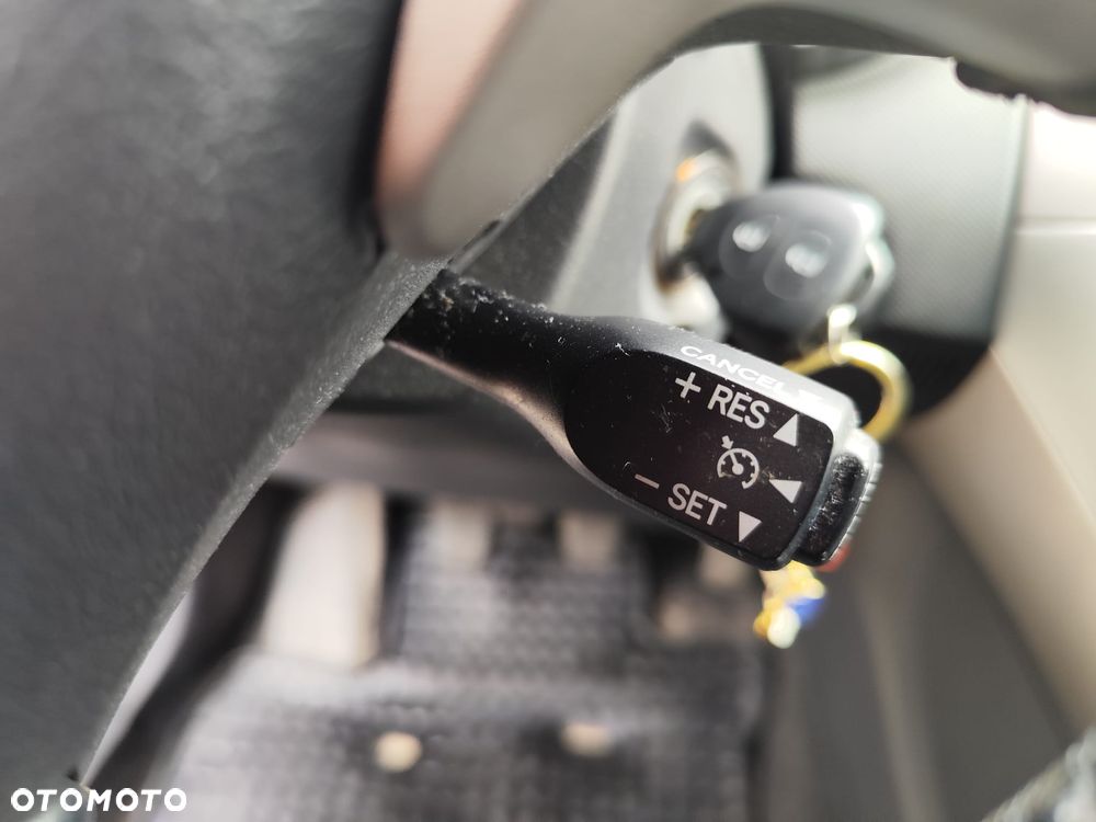 Toyota Auris 1.6 VVT-i Sol - 17