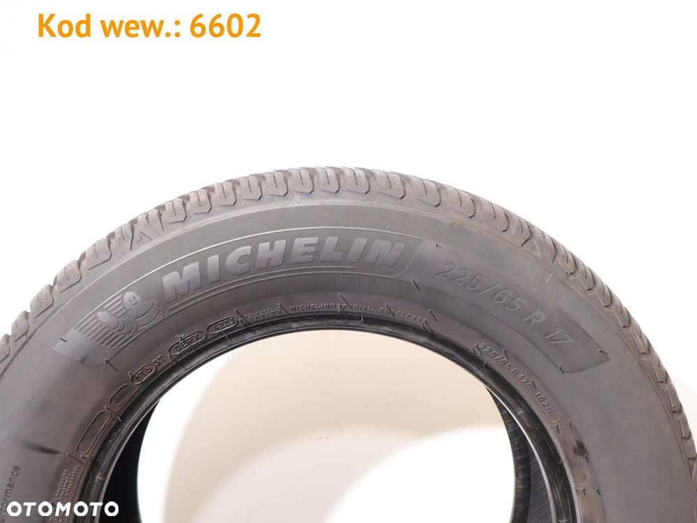 Michelin CrossClimate 2 SUV - 225/65 R17 - 4