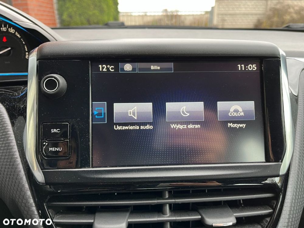 Peugeot 2008 1.2 Pure Tech Allure S&S - 13