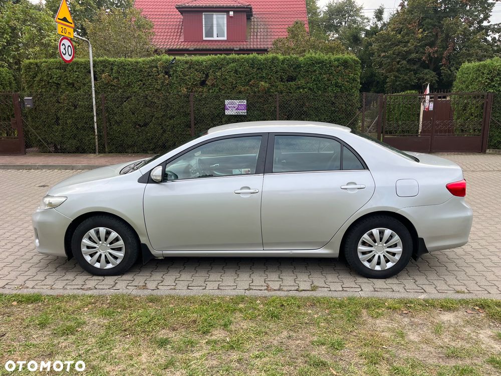 Toyota Corolla 1.6 Premium - 3