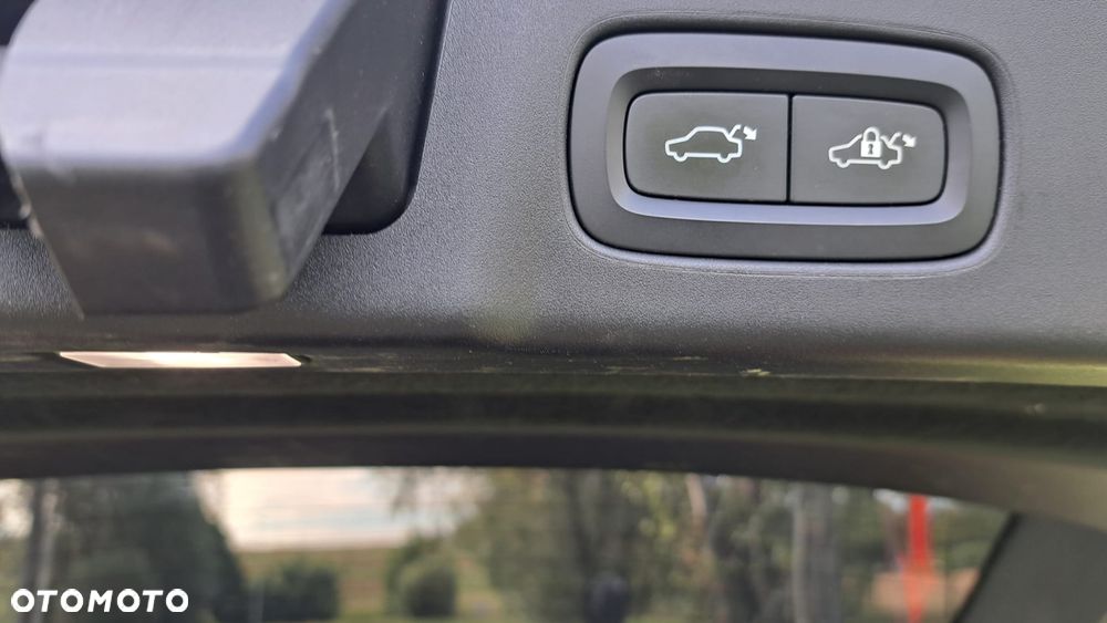 Volvo V90 D4 Geartronic - 10