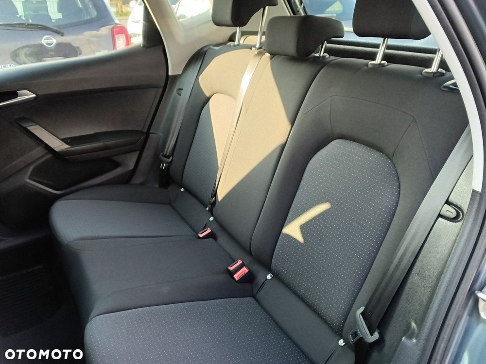 Seat Arona - 13