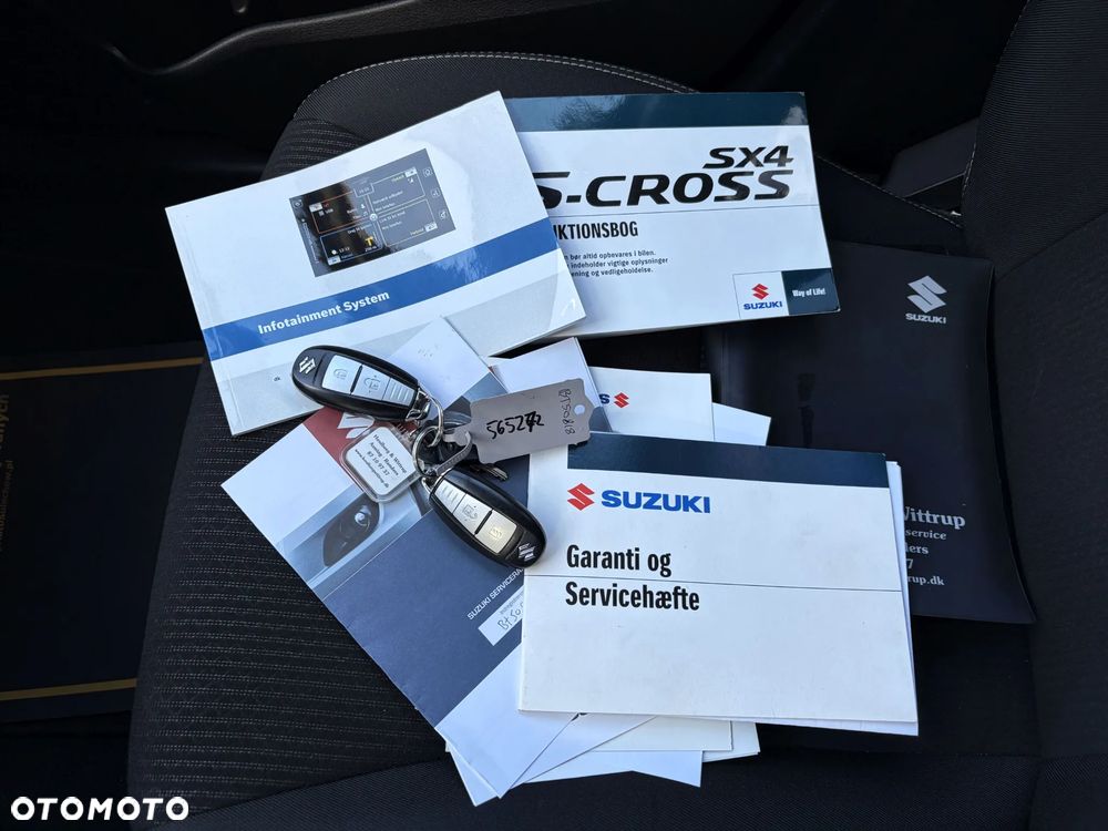 Suzuki SX4 S-Cross 1.4 T Premium - 35