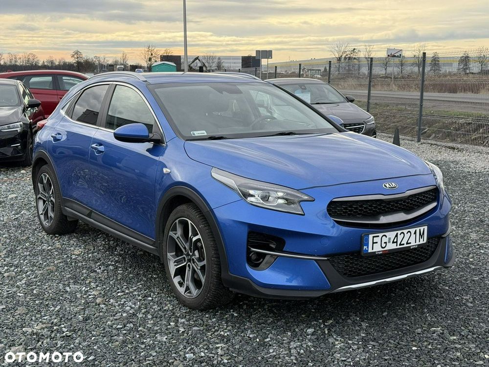 Kia XCeed 1.5 T-GDI M DCT - 3