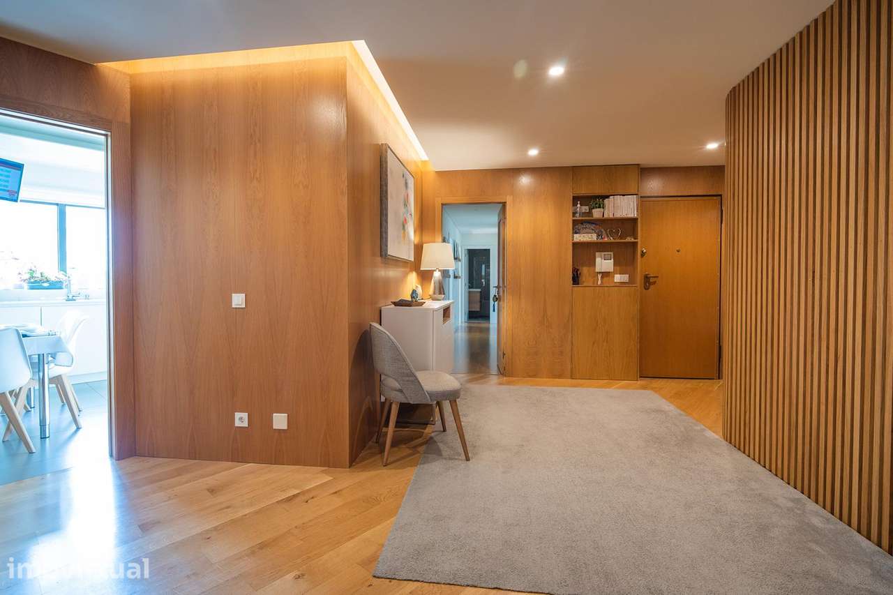 Elegante Apartamento T3 176 m2 - Parque das Nações totalmente renovado - Grande imagem: 5/40