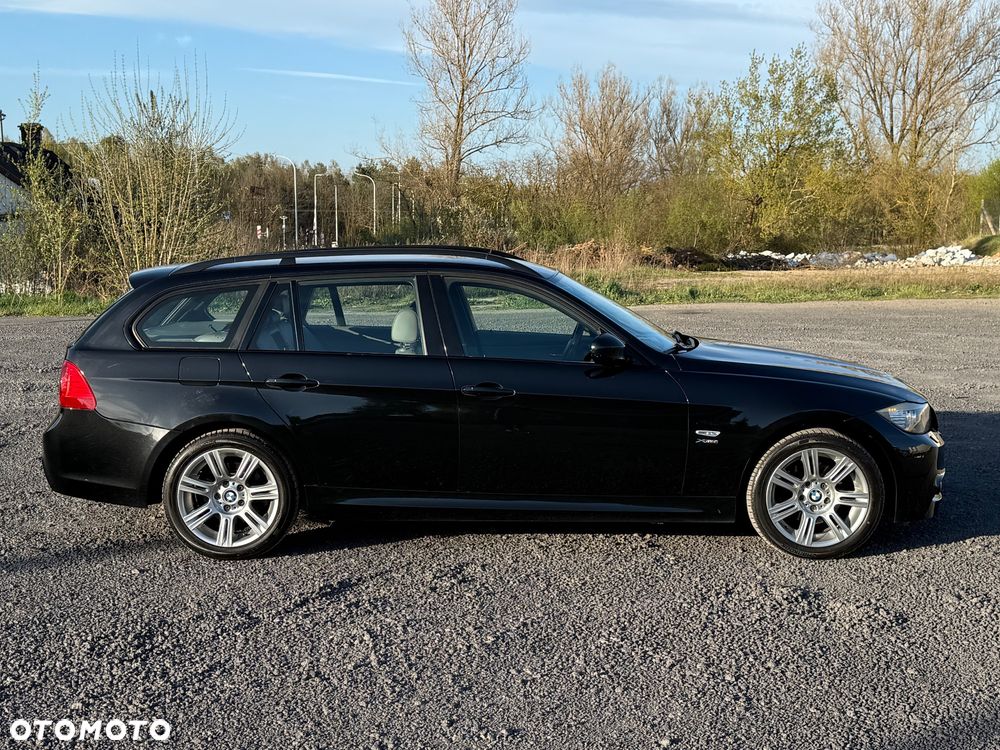 BMW Seria 3 320d xDrive - 9