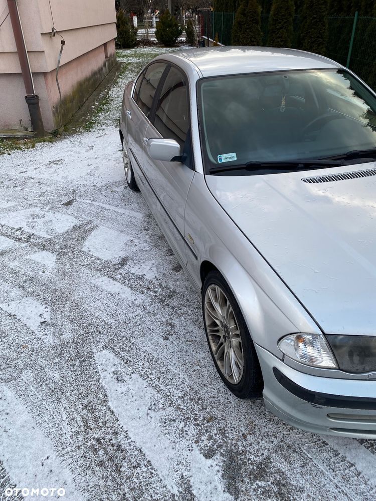 BMW Seria 3 330d - 4