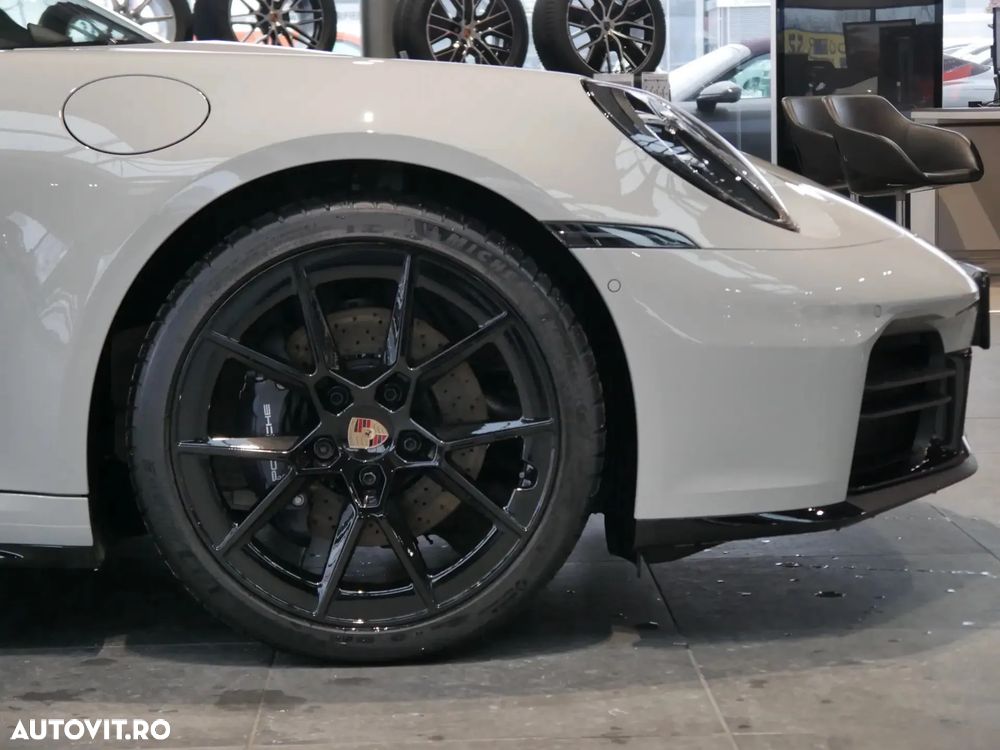 Porsche 911 Carrera PDK - 12