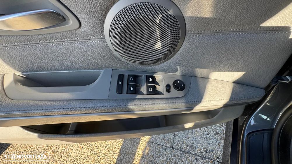 BMW 320 dA Exclusive - 20