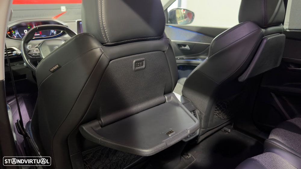 Peugeot 5008 PureTech 130 EAT8 Stop & Start Allure - 17