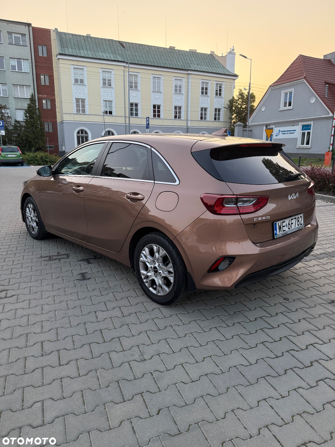 Kia Ceed 1.5 T-GDI Business Line Plus - 4