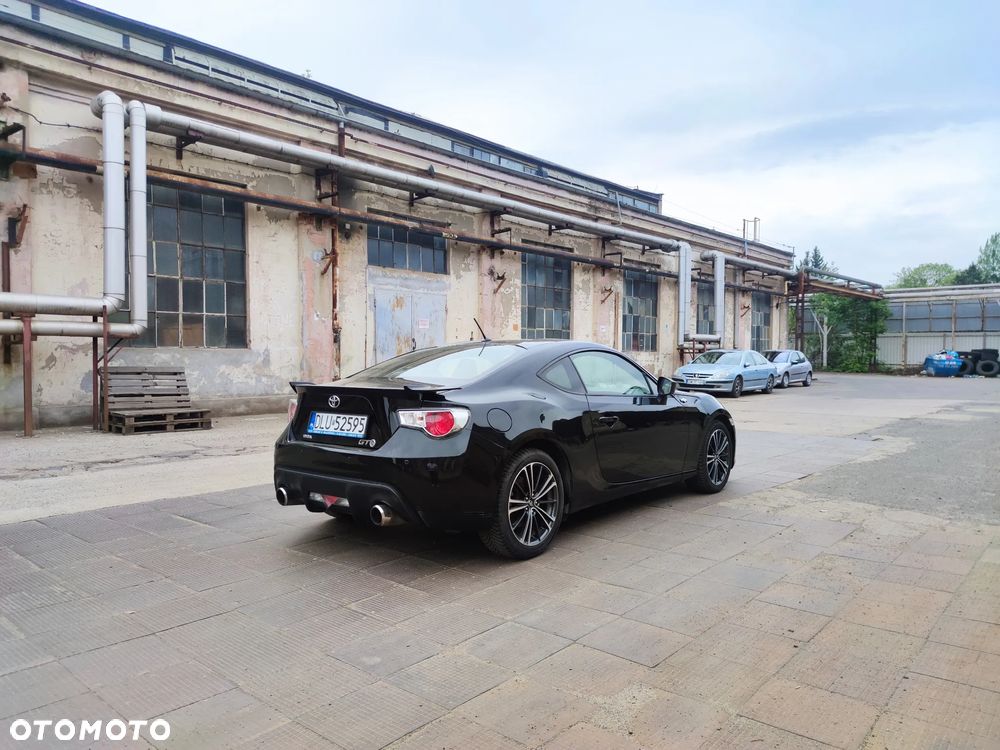 Toyota GT86 2.0 Prestige - 2